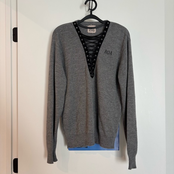LF Furst Of A Kind Lace-up Vintage Sweater x ROA - Picture 1 of 5